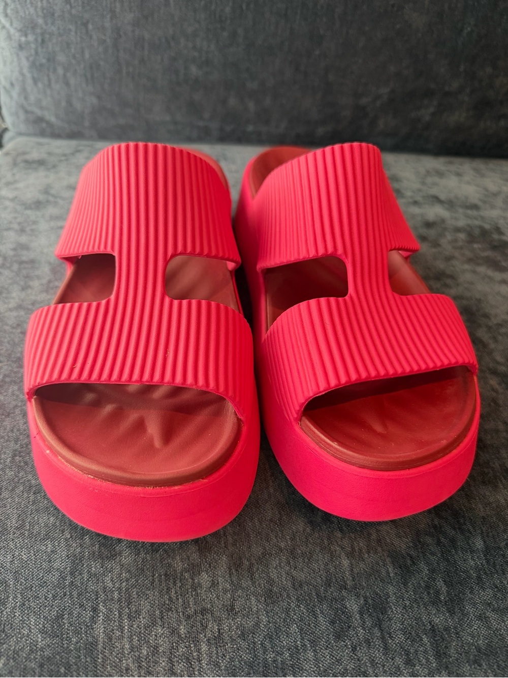 Getaway Platform ‘H’ strap  Crocs